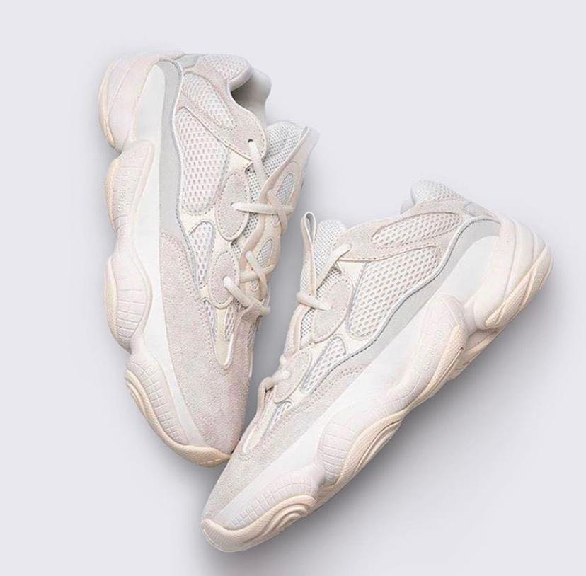 Christmas Deal Yeezy 500 V2 Glow In The Dark Women 's