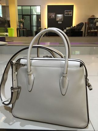 (Kategori: ) berada di . Dikirim oleh admssss (ID iklan 247602442, Gambar 1). Deskripsi: .