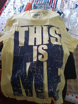 Levi's L