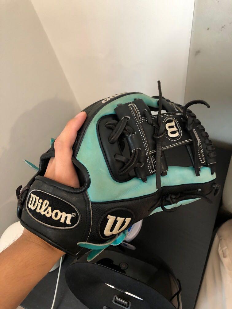 A2000 baseball glove Sports Equipment Sports Games Water