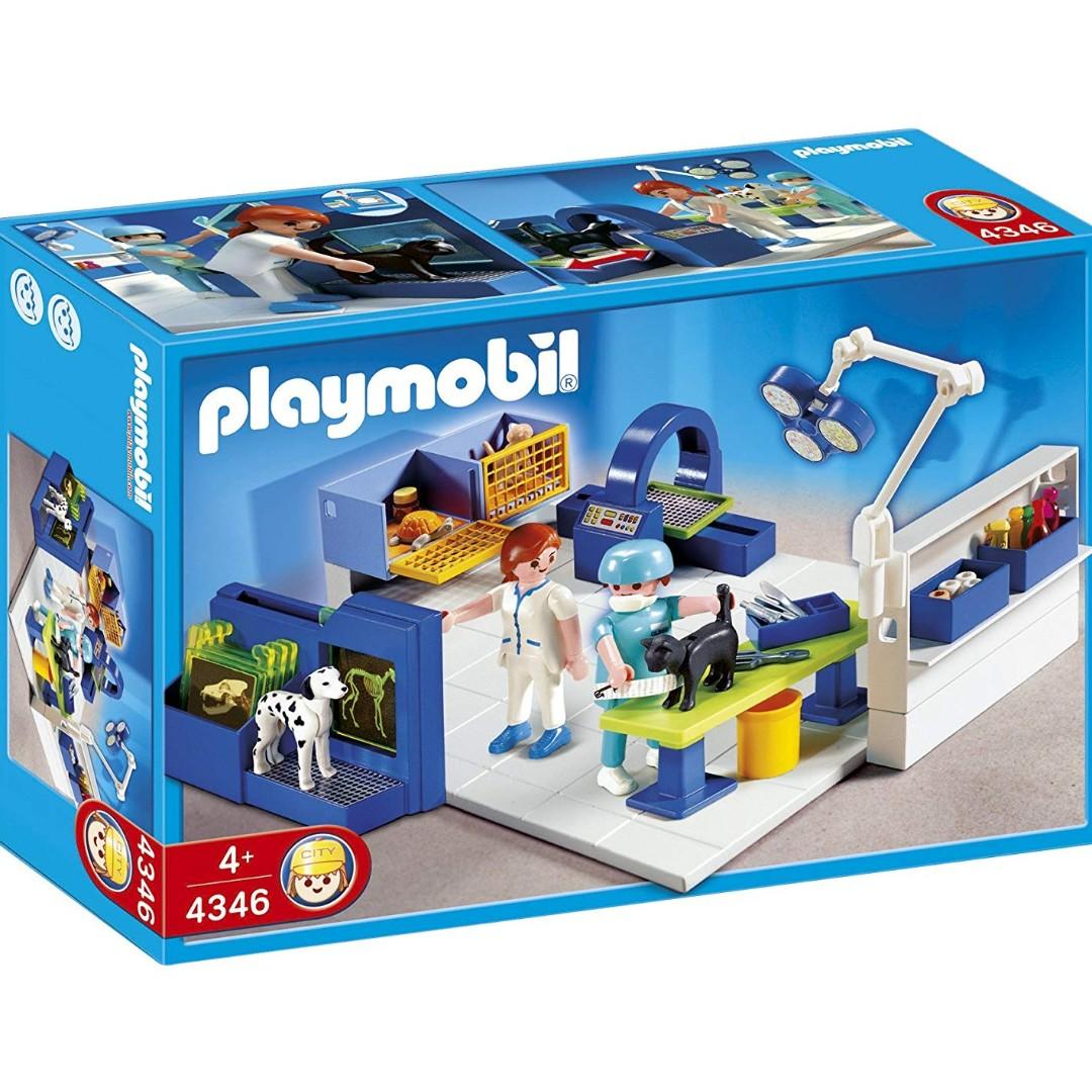 Playmobil store veterinary clinic