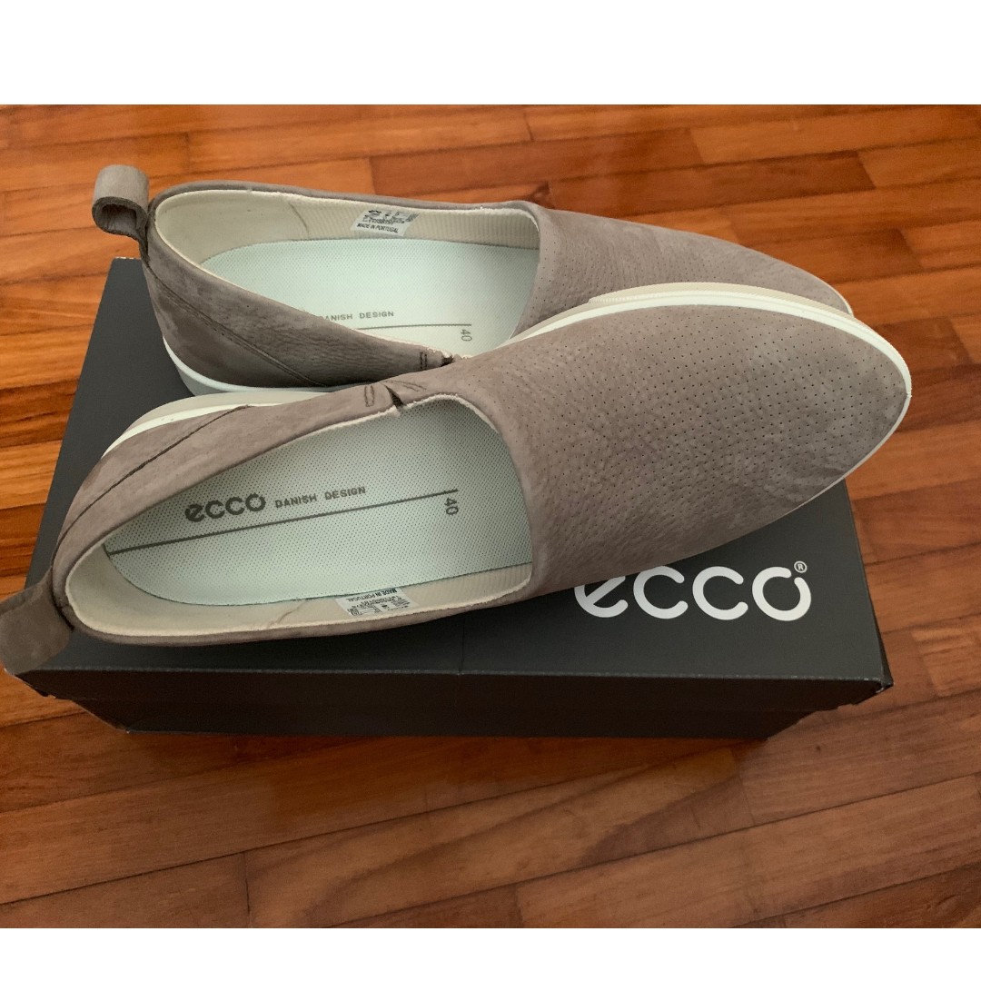 ecco gillian slip on