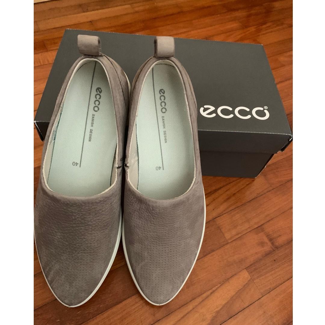 ECCO Gillian Slip On Warm Grey ladies shoes