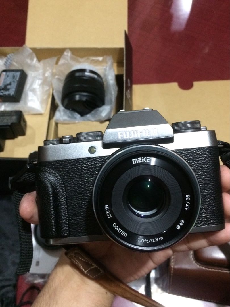 Fujifilm XT100 FREE Meike, Photography, Lens & Kits on Carousell