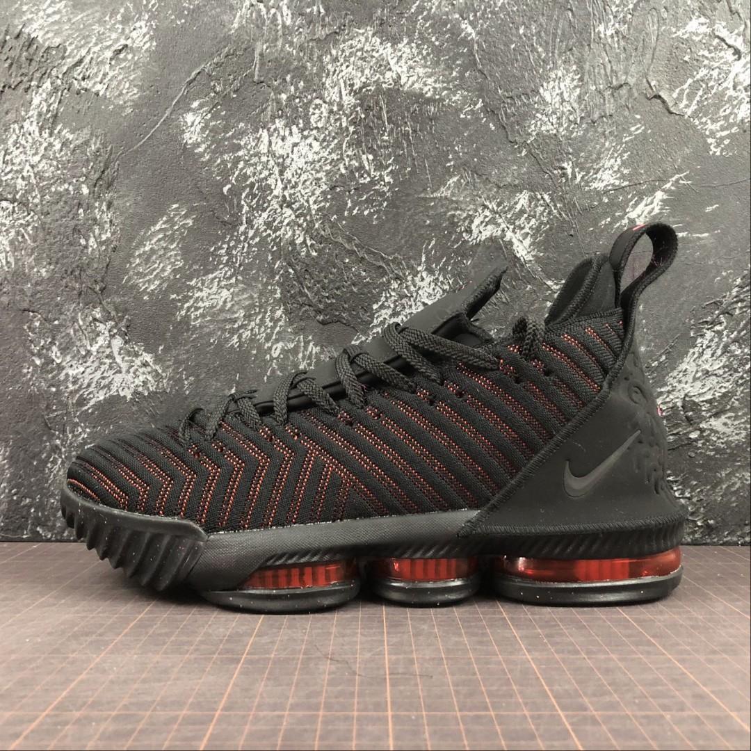 Lebron fresh bred shoes store