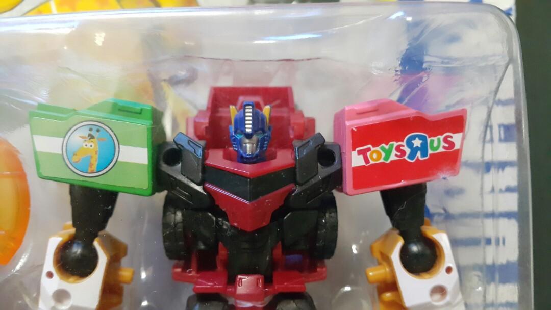 Optimus Prime Toy'sRUs Special Ed. (Category: Figurines & Statues) located in Cebu City. Submitted by jincloud (Listing ID 247663557, Image 2). Description: Selling my Special Edition Transformers Toy'sRUs. Optimus Prime a.k.a. Jeffrey Prime from Takara Tomy. Bought from Japan. Brandnew....