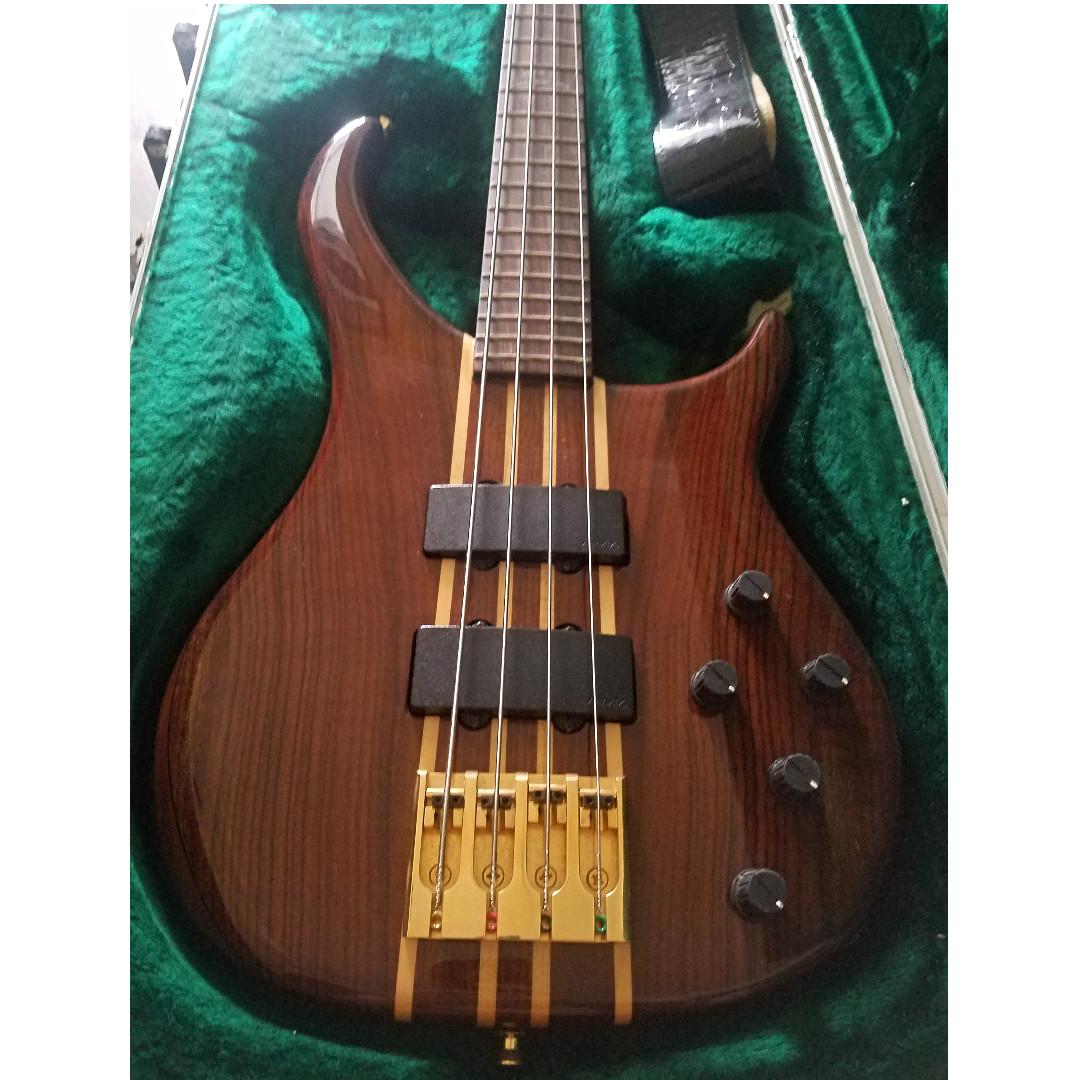 Peavey cirrus 4 walnut deals