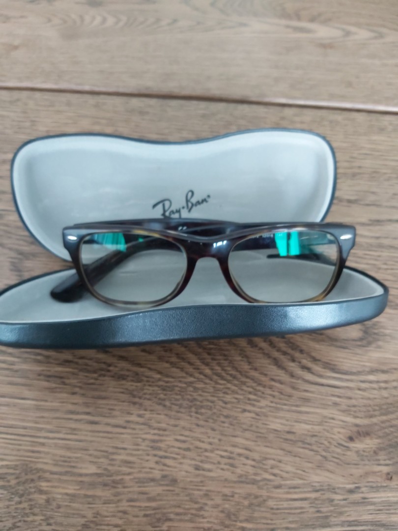 Ray Ban Wayfarer Used Tortoise Shell 