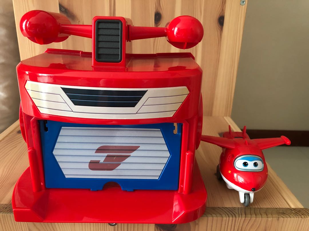Super wings 2025 jett's runway