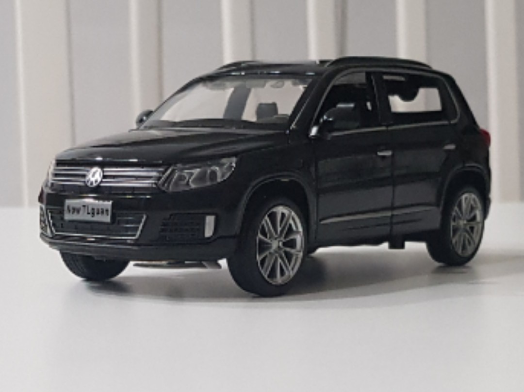 VW Tiguan toy model 1:32, Hobbies & Toys, Toys & Games on Carousell