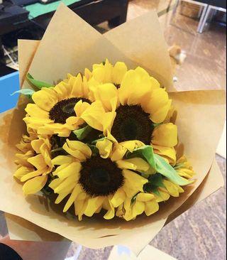 Flowers - Sunflower Bouquet