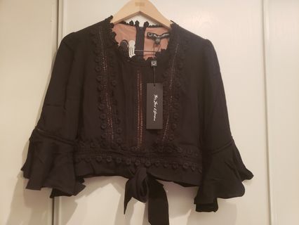 (Category: ) located in . Submitted by fashionjunky (Listing ID 247770638, Image 1). Description: .