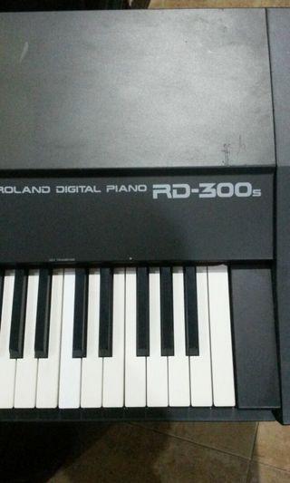 Roland digital piano RD-300r