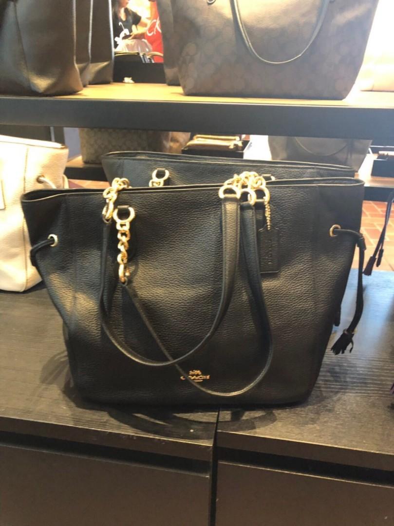 elle chain tote coach