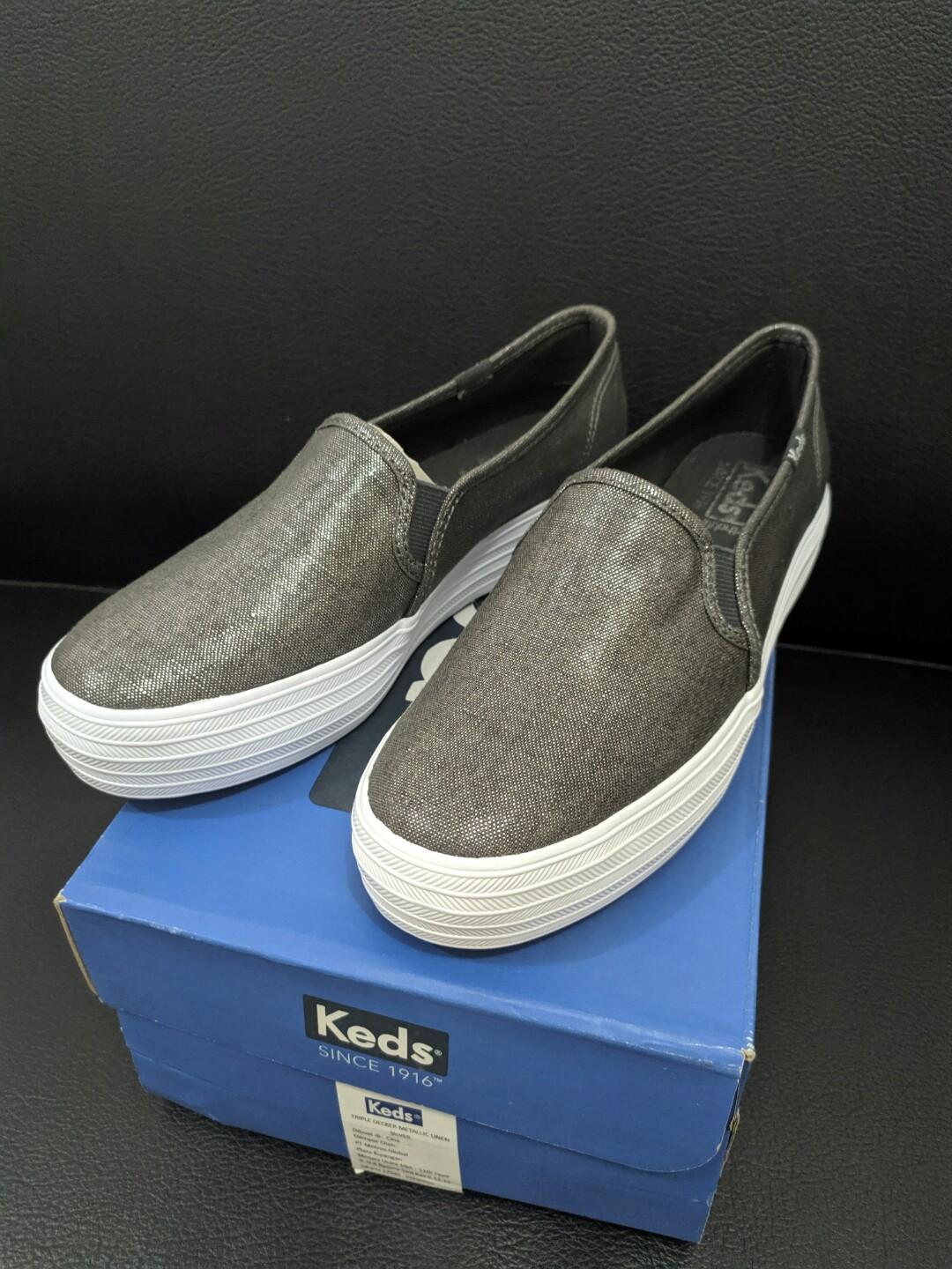 Keds triple decker metallic linen top