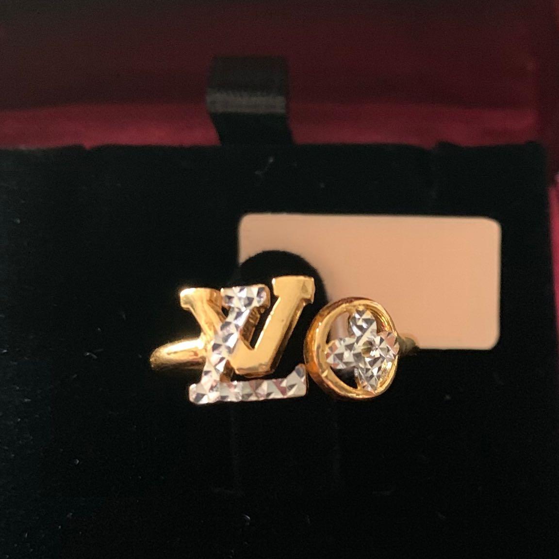 916 Gold Lv Design Ring Size 12 Women S Fashion Jewellery
