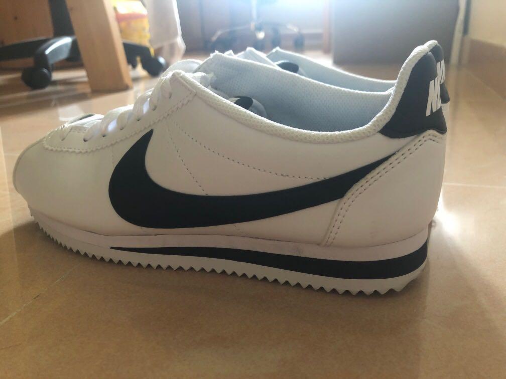 nike classic 90