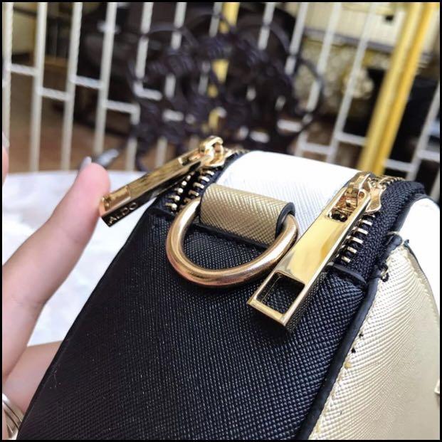 Aldo Ridout Camera Bag, Women's Fashion, Bags & Wallets, Crossbody