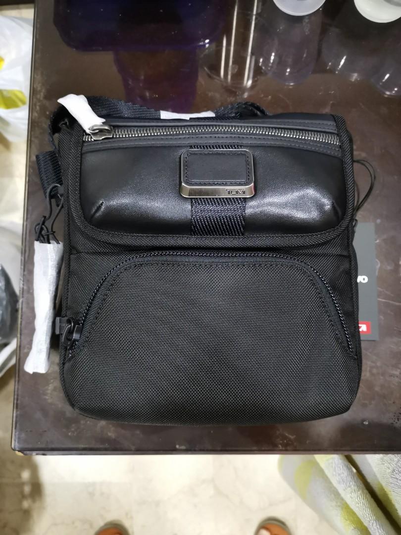 Tumi barton shop