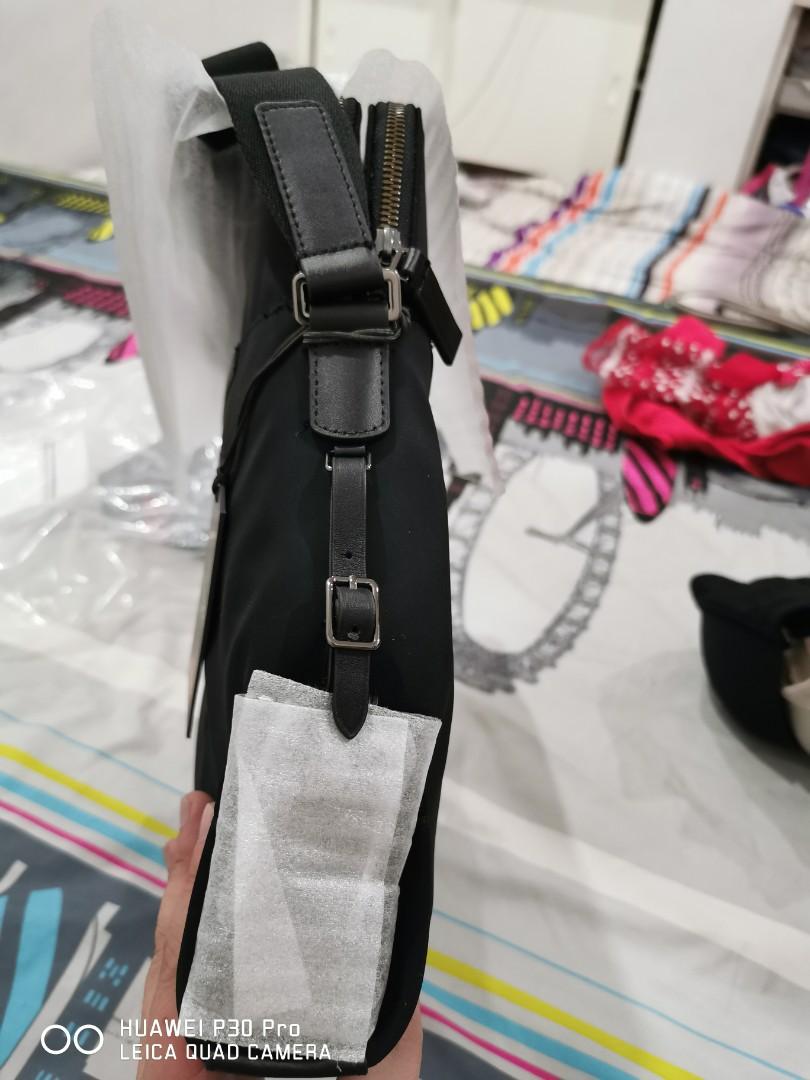 Tumi harrison hot sale stratton crossbody