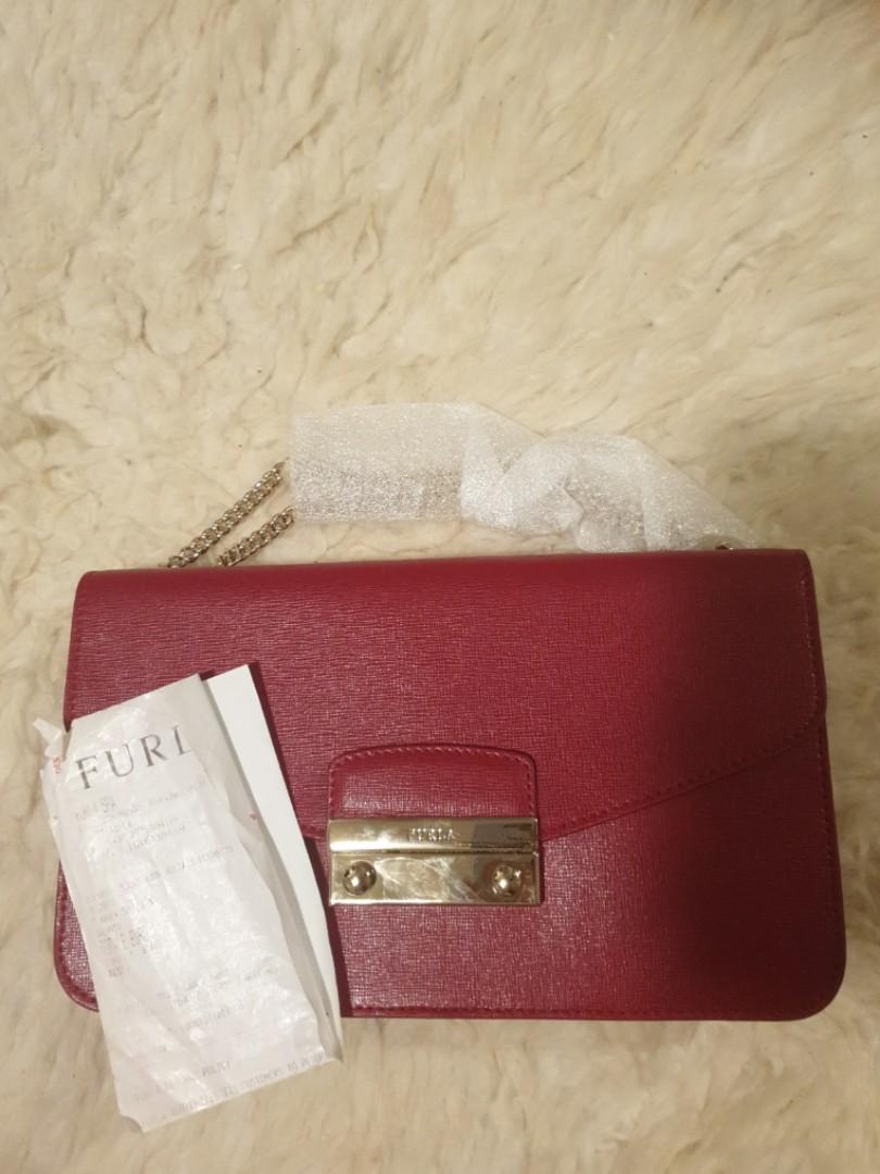 Brand New Authentic Furla Julia S Pochette in Ruby Red