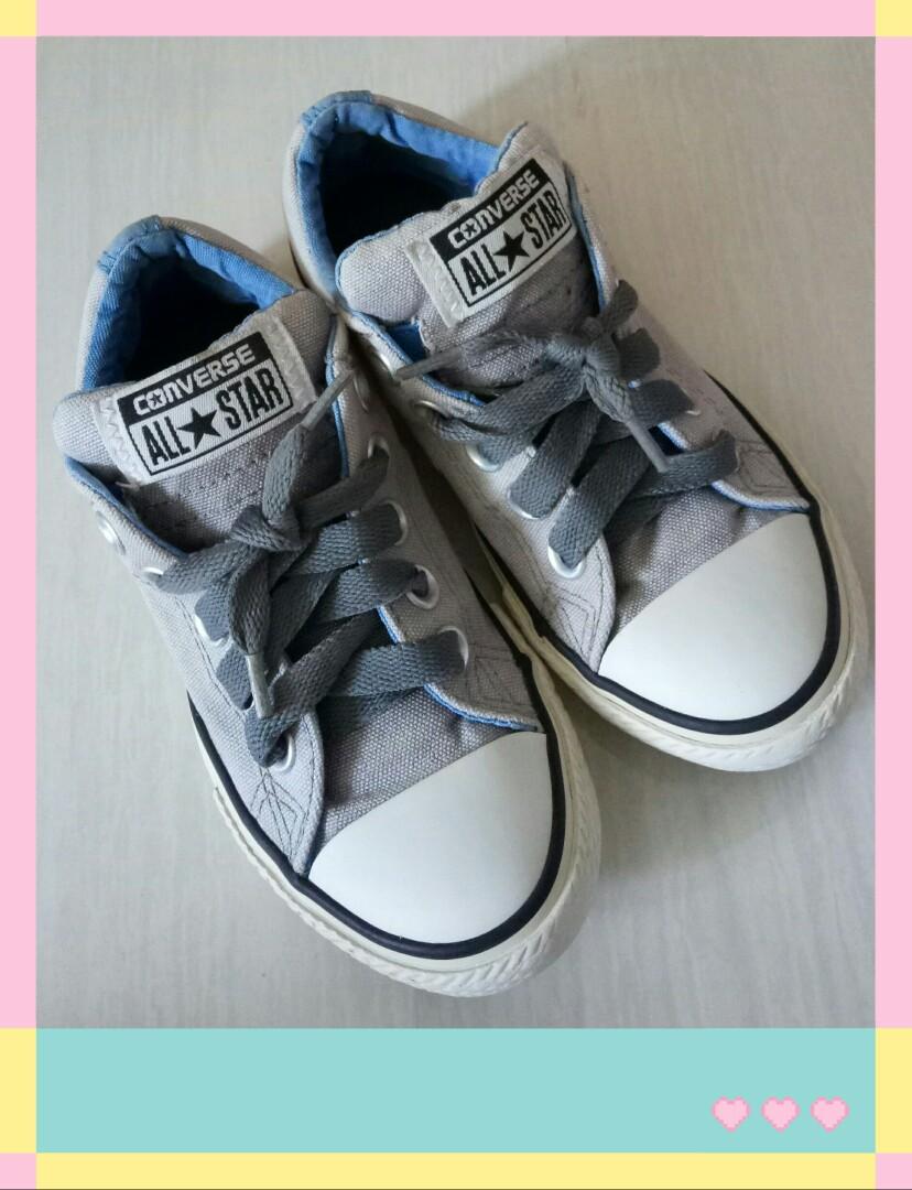 childrens silver converse shoes