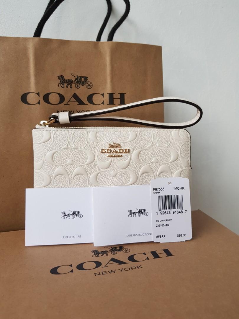 f67555 coach wristlet