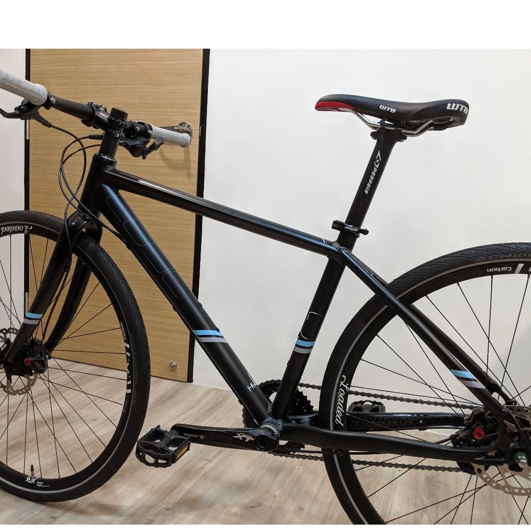 cube commuter bike