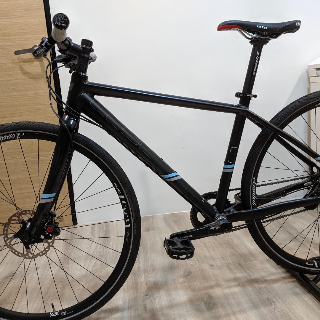 cube commuter bike