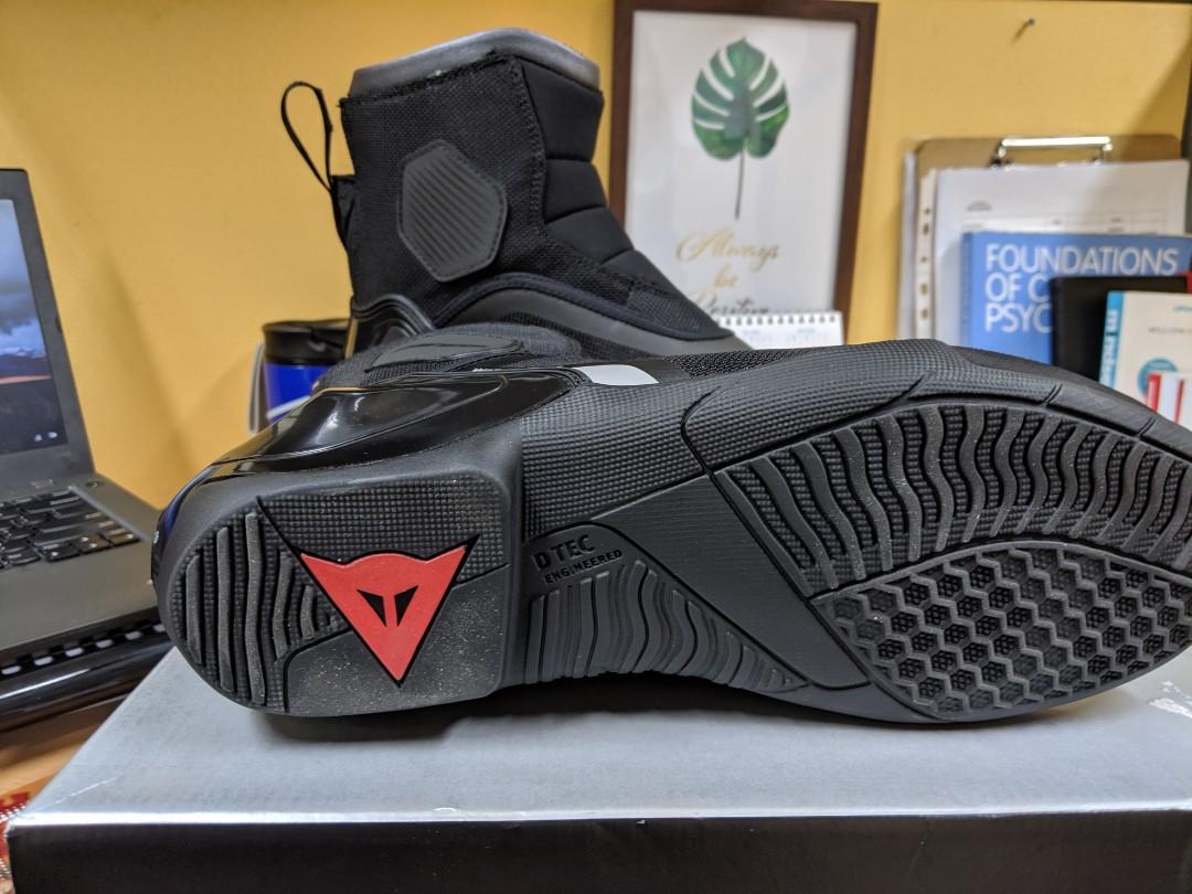 Dainese wp boots best sale