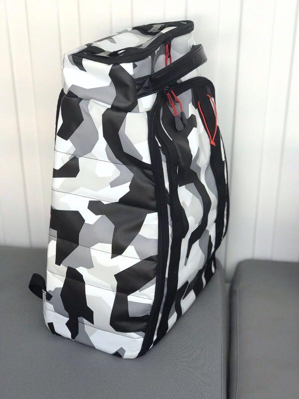 Douchebags White Camo 30L Hugger