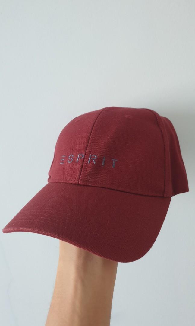 ESPIRIT Cap (Category: Caps & Hats) located in Singapore. Submitted by venusaur7 (Listing ID 247788446, Image 1). Description: Bought for a holiday trip and never used it again Only worn once, good as new.