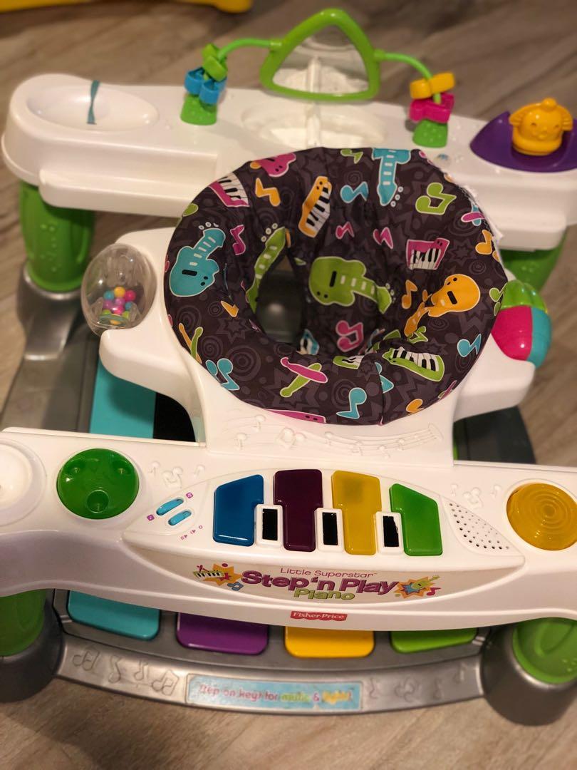 piano exersaucer