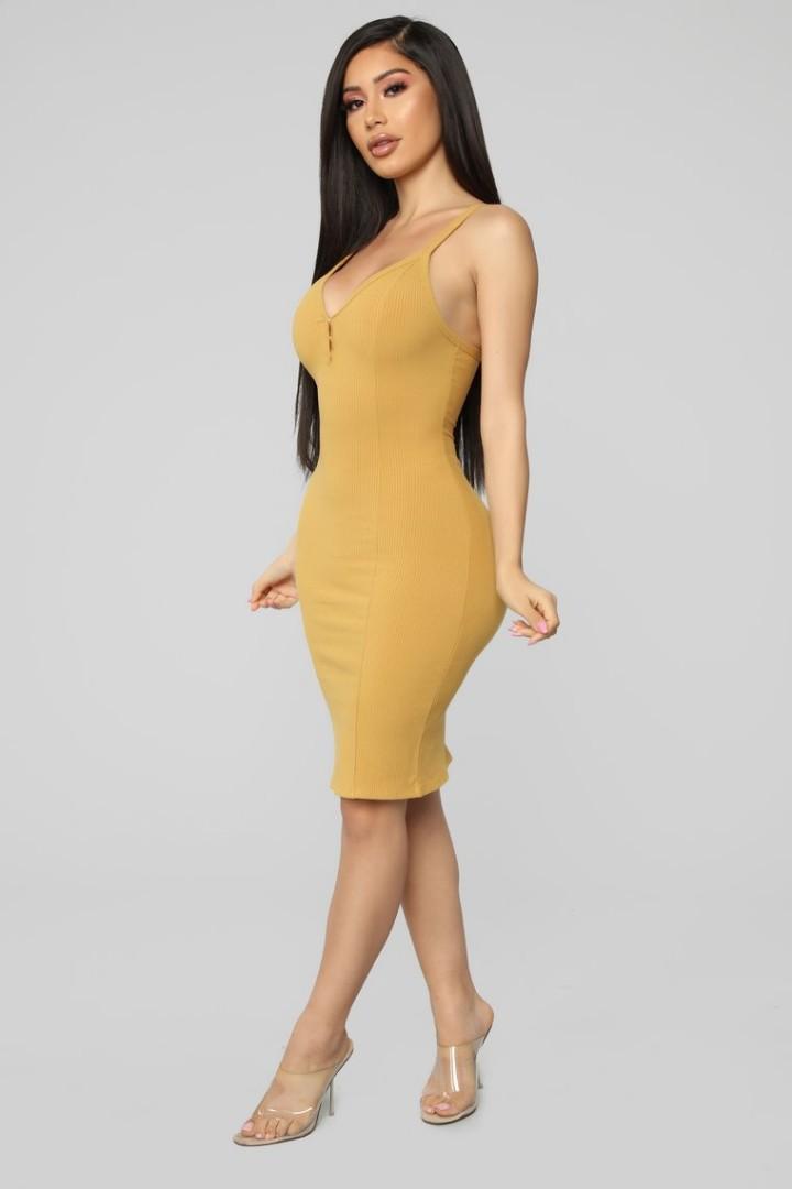 Fashion Nova Mustard Ribbed Snap Button 
