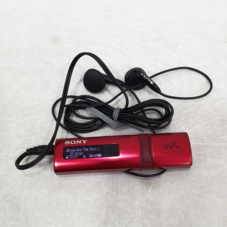 Sony Walkman NWZ-B183F MP3 Player 4GB, Audio, Portable Music Players on ...