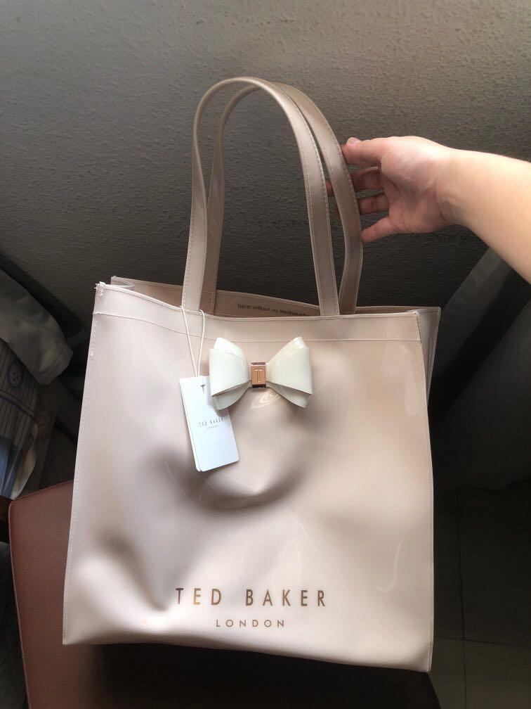 Ted baker aracon bag top