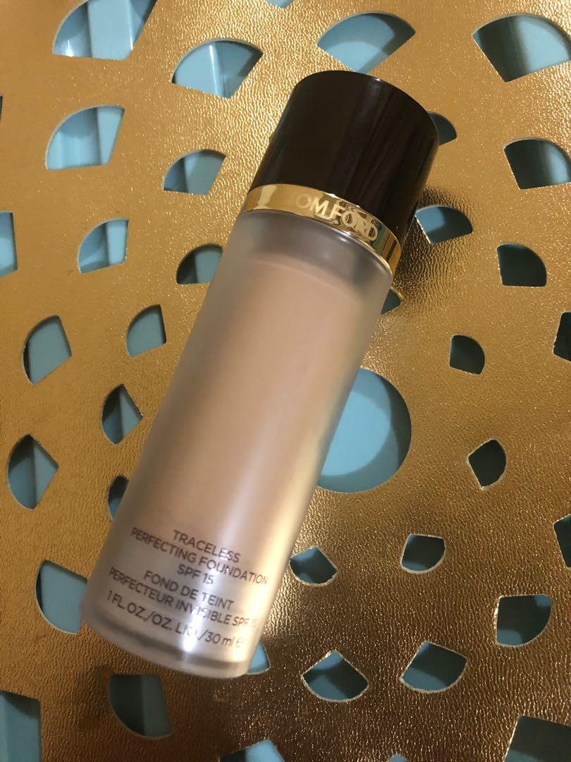 TOM FORD TRACELESS PERFECTING FOUNDATION, Beauty & Personal Care, Face,  Makeup on Carousell