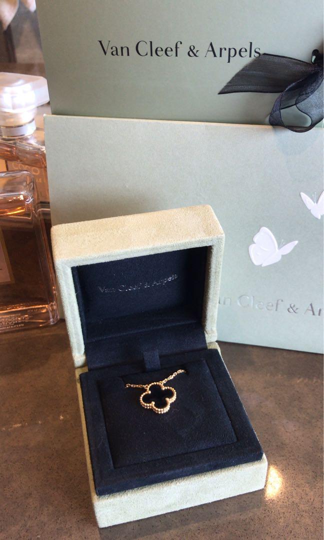 Van Cleef Arpels Vca Vintage Alhambra Necklace Gold Onyx Luxury Accessories Others On Carousell
