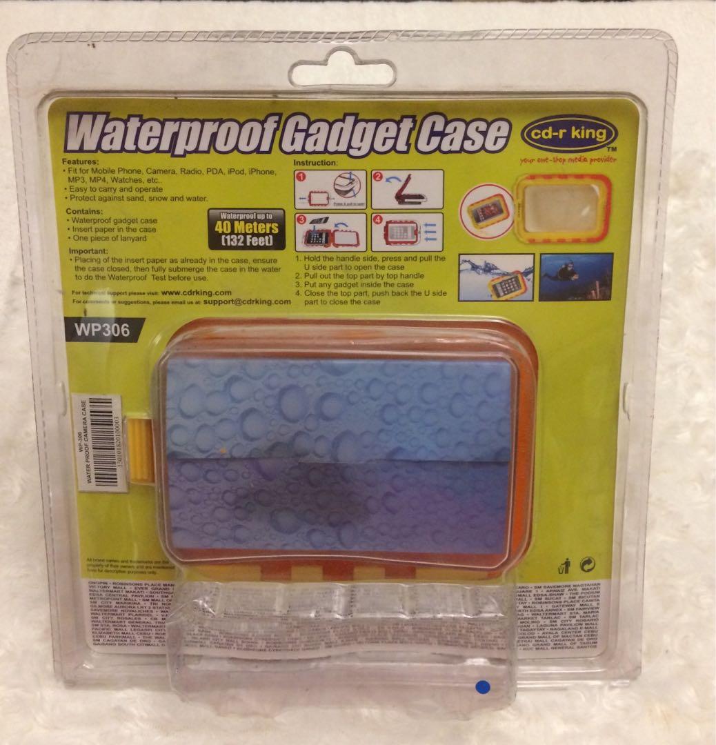 Water Proof Case for iphone 4, 5 and 5s (Category: Cases & Sleeves) located in San Juan City. Submitted by cheapninja (Listing ID 247902673, Image 2). Description: Perfect for outing' Brand New Water proof Case For iphone 4,5&5s >can use for Under water photos and videos >can fit also small sizes Digital Cameras P50 .