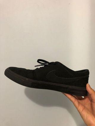 Nike Black Shoes