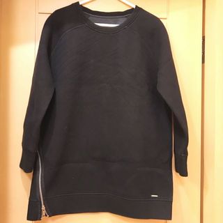 （分類：）位於 。 由 fashion.buyer 提交（商品編號 88926417，圖片 1）。簡介： 。