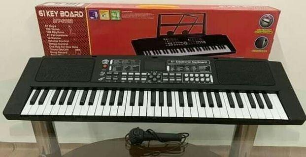 Electronic keyboard piano
