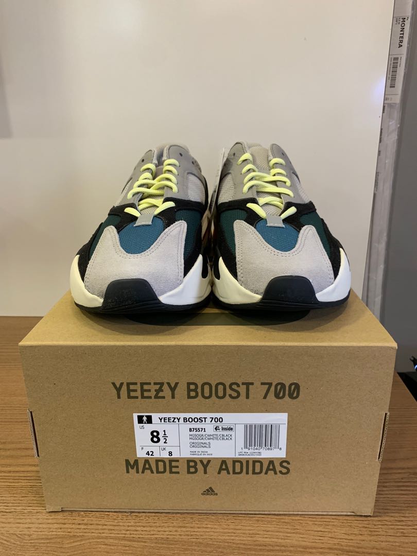 yeezy wave runner size 8
