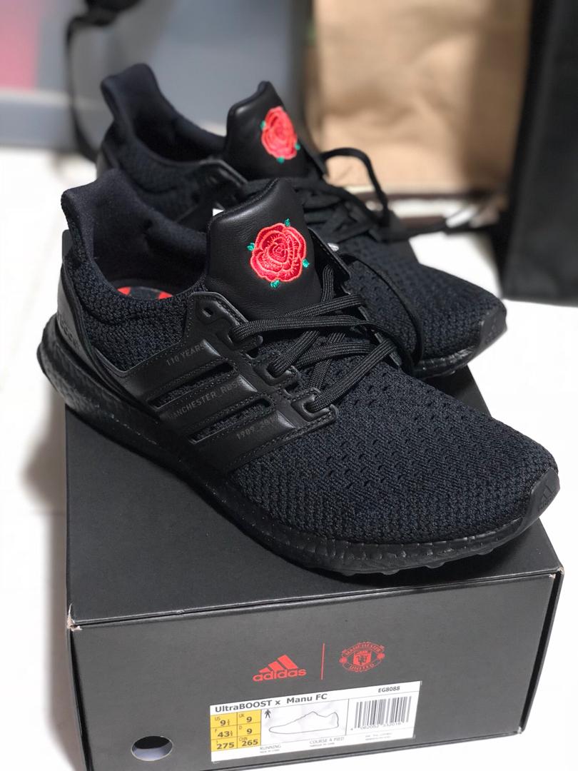 manchester united ultra boost price