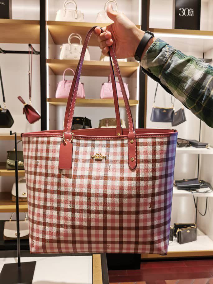 Reversible city tote with gingham print discount