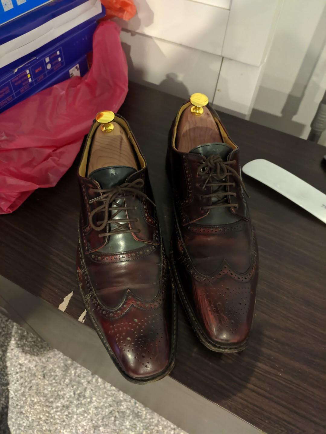Burgundy men's leather brogue shoes 