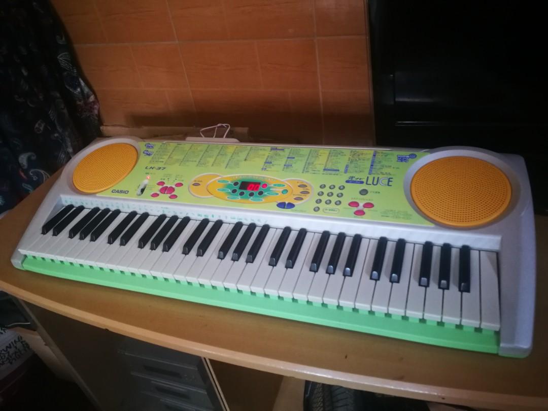 Casio LK-37 61-Key Portable Keyboard, Hobbies & Toys, Music & Media