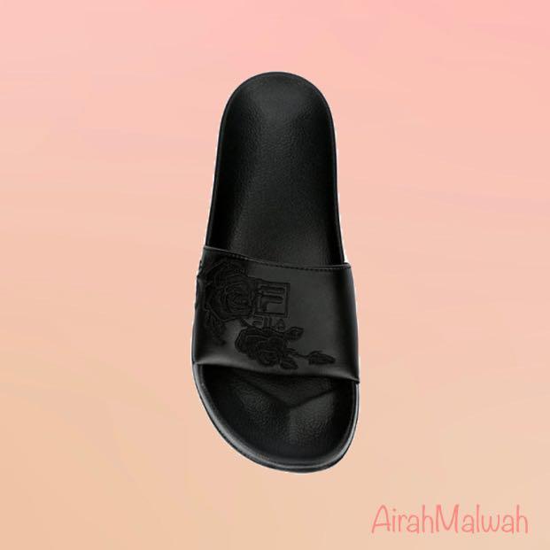 Fila Women s Drifter Embroidery Slides