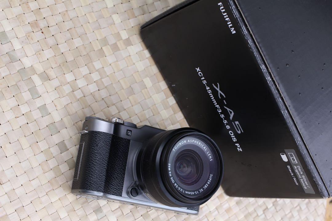 Fujifilm xa5 with 1545mm kit lens, Photography, Lens & Kits on Carousell