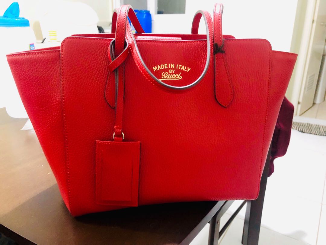 gucci swing tote